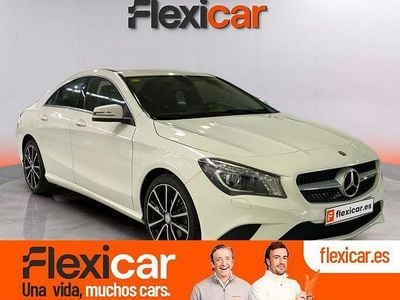 Usado Mercedes CLA200 136 CV (100 kW) 2015 Blanco Berlina