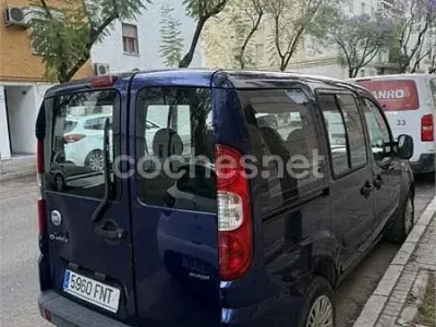 Usado Fiat Doblò Active 105 CV (77 kW) 2009 Azul Monovolumen