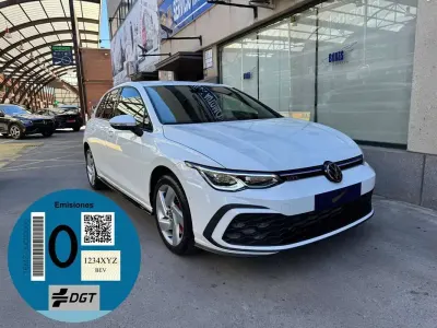 Usado VW Golf VIII GTE 245 CV (180 kW) 2023 Blanco Utilitario