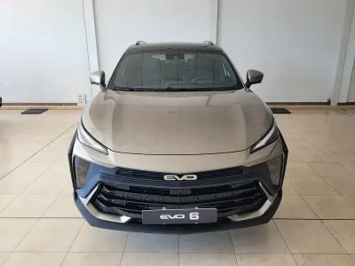 Nuevo EVO Evo 6 167 CV (122 kW) 2025 Gris / plata SUV
