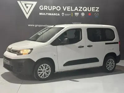 Usado Citroën Berlingo Live 102 HP (75 kW) 2023 Branco Monovolume