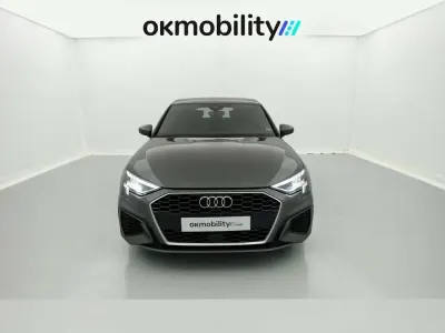 Käytetty Audi A3 S-Line 150 HP (110 kW) 2024 Hopea Farmari