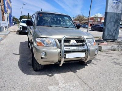 Usado Mitsubishi Montero 160 CV (117 kW) 2006 Beige SUV