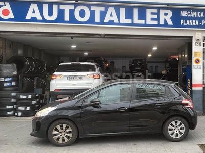 Usado Peugeot 208 Access 68 CV (50 kW) 2013 Negro Utilitario