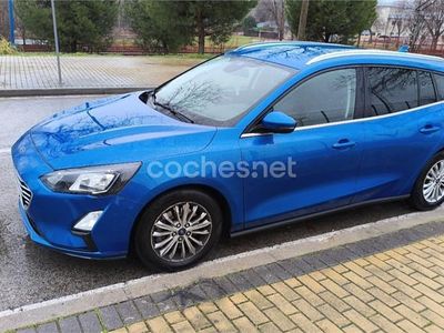Usado Ford Focus Titanium 120 CV (88 kW) 2020 Azul Familiar