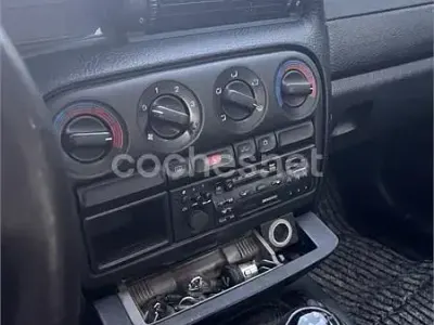 Usado Opel Omega 130 CV (95 kW) 1996 Blanco Berlina