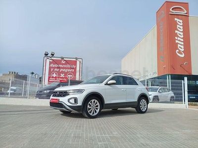 Begagnad VW T-Roc Life 150 HK (110 kW) 2023 Vit SUV