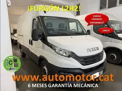 Usado Iveco Daily 160 CV (117 kW) 2022 Blanco Berlina
