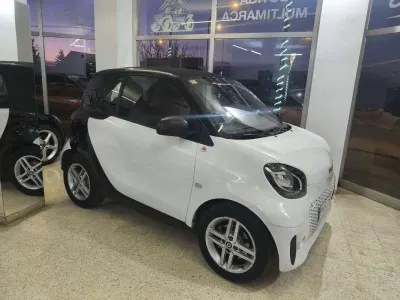 Usado Smart ForTwo Coupé 60 kW (82 CV) 2020 Blanco Coupe