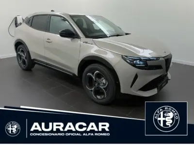 Nuevo Alfa Romeo Junior Edizione Speciale 145 CV (106 kW) 2026 Gris SUV