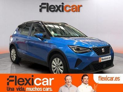 Usado Seat Arona Style 110 CV (80 kW) 2023 Azul SUV