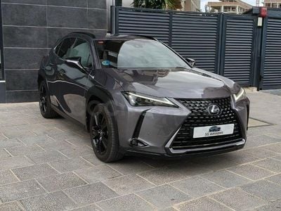 Usado Lexus UX 184 CV (135 kW) 2020 Gris / plata SUV