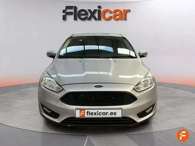 Käytetty Ford Focus Business Edition 120 HP (88 kW) 2017 Harmaa Sedan