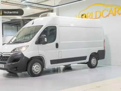 Usado Citroën Jumper 140 CV (102 kW) 2023 Blanco Monovolumen