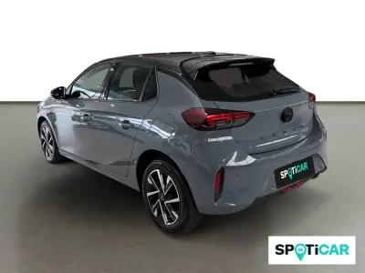 Usado Opel Corsa 100 CV (73 kW) 2024 Gris Utilitario