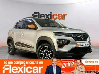 Usado Dacia Spring Comfort Plus 33 kW (45 CV) 2022 Gris Utilitario