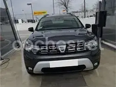 Usado Dacia Duster Extreme 130 CV (95 kW) 2022 Gris / plata SUV