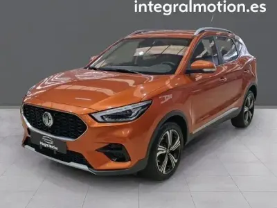 Usado MG ZS Comfort 111 CV (81 kW) 2022 Naranja SUV