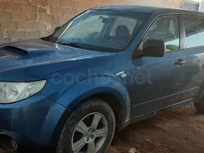 Usado Subaru Forester 147 CV (108 kW) 2010 Azul SUV
