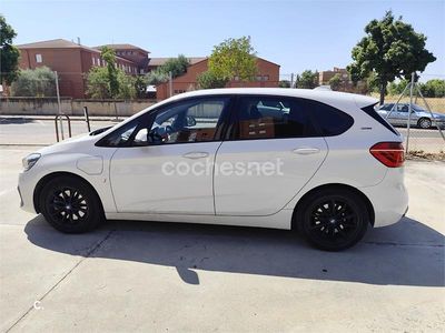 Blanco Usado 2019 BMW 225 Active Tourer iPerformance Monovolumen | 17.499 € (Precio justo)