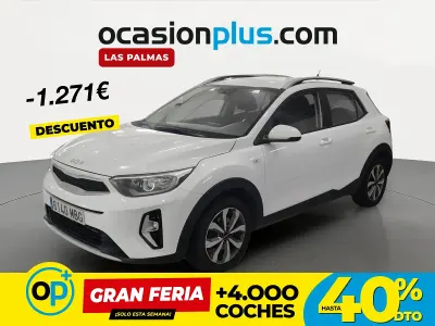 Usado Kia Stonic 100 CV (73 kW) 2022 Blanco SUV