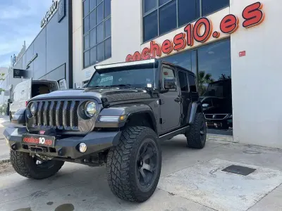 Usado Jeep Wrangler Unlimited Sahara 268 CV (197 kW) 2019 Gris SUV