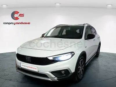 Usado Fiat Tipo Cross 101 CV (74 kW) 2022 Blanco Berlina
