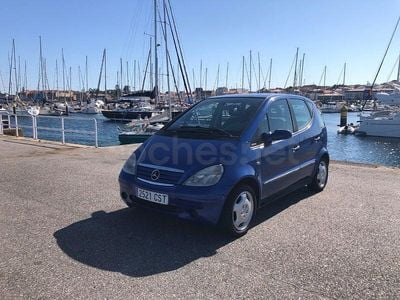 Usado Mercedes A170 Classic 90 CV (66 kW) 2000 Azul Monovolumen