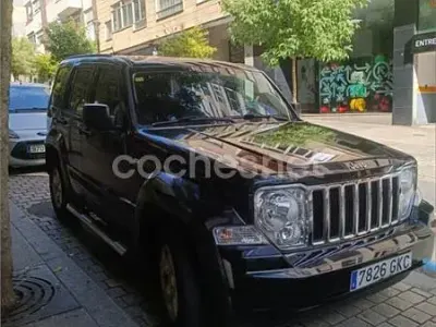 Usado Jeep Cherokee Sport 177 CV (130 kW) 2008 Negro SUV