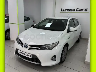 Usado Toyota Auris Hybrid