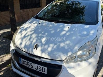 Usado Peugeot 208 Access 75 CV (55 kW) 2016 Blanco Utilitario