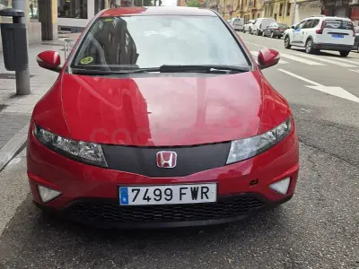 Usado Honda Civic Sport 140 CV (102 kW) 2007 Rojo Berlina