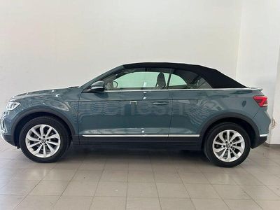 Usado VW T-Roc Style 150 CV (110 kW) 2024 Gris / plata SUV