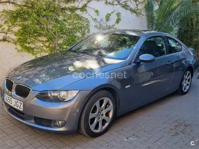 Usado BMW 325 218 CV (160 kW) 2007 Gris / plata Coupe