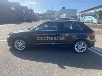 Usado Audi A3 Attraction 150 CV (110 kW) 2013 Negro Berlina
