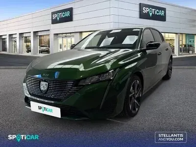 Usado Peugeot 308 Allure 130 CV (95 kW) 2022 Verde Berlina