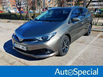 Toyota Auris Hybrid