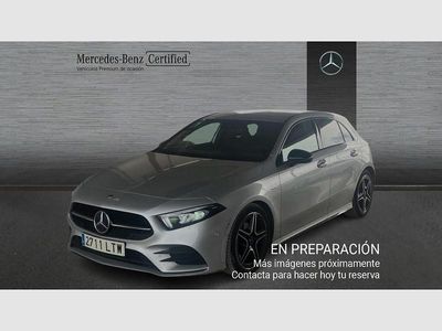 Usado Mercedes A200 150 CV (110 kW) 2021 Plata iridio metalizado Utilitario