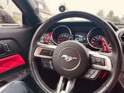 Używany Ford Mustang Fastback 314 KM (230 kW) 2017 Czerwony Coupe
