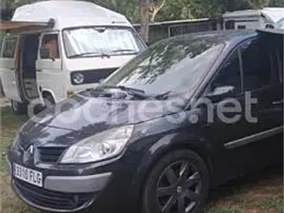 Usado Renault Grand Scénic II Dynamique 150 CV (110 kW) 2007 Negro Monovolumen