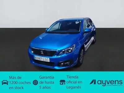 Usado Peugeot 308 Allure 130 HP (95 kW) 2021 Azul Carrinha