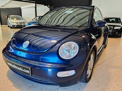 Usado VW New Beetle 100 CV (73 kW) 2004 Azul Utilitario