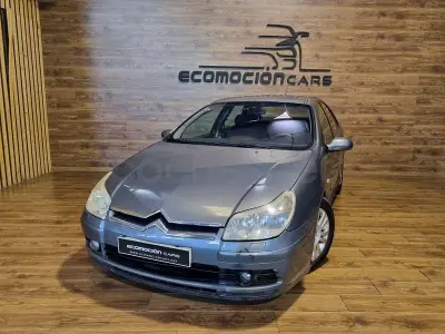Usado Citroën C5 Exclusive 138 CV (101 kW) 2004 Gris / plata Berlina