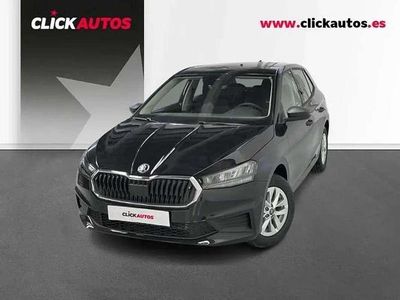 Usado Skoda Fabia Essence 95 CV (69 kW) 2025 Negro Utilitario