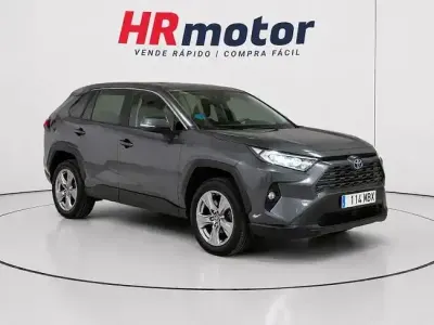 Usado Toyota RAV4 Hybrid Business Edition 218 CV (160 kW) 2022 Gris SUV