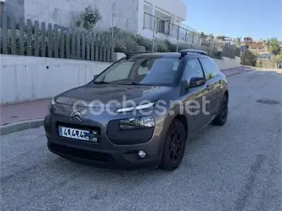 Usado Citroën C4 Feel 82 CV (60 kW) 2018 Gris / plata Berlina