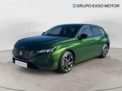 Usado Peugeot 308 Allure 131 CV (96 kW) 2024 Verde Utilitario