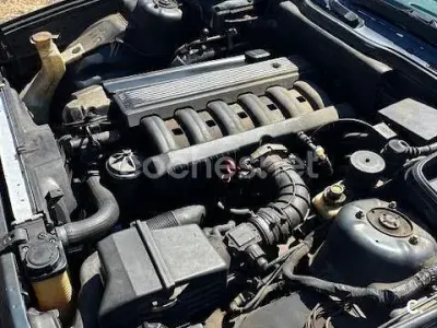 Usado BMW 520 150 CV (110 kW) 1995 Azul Berlina