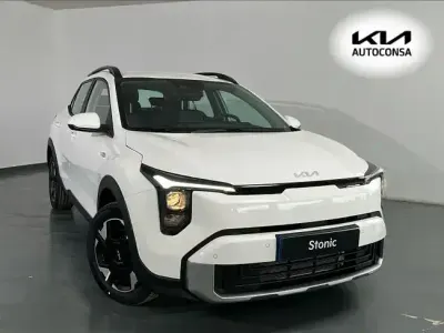Nuevo Kia Stonic 115 CV (84 kW) 2026 Blanco SUV