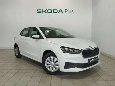 Usado Skoda Fabia Active 80 CV (58 kW) 2023 Blanco Utilitario